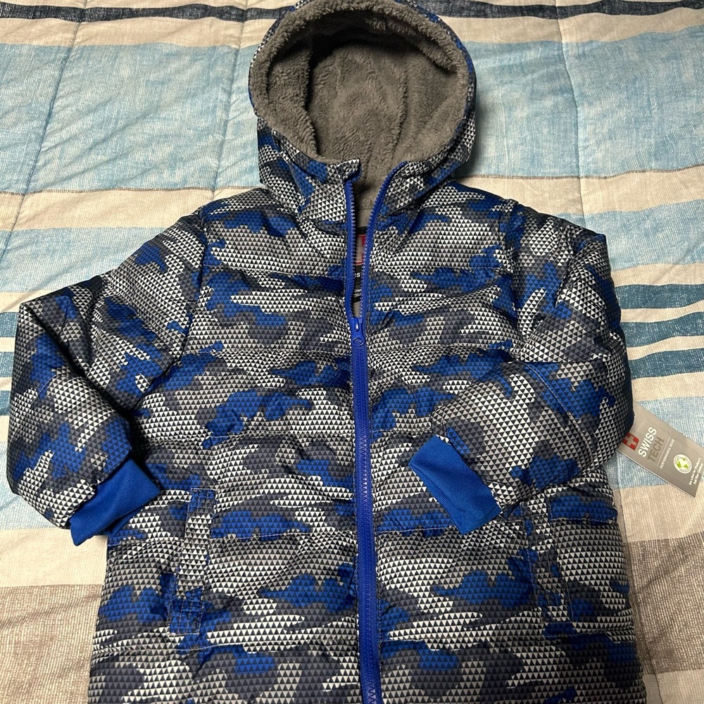 Swiss Tech Geometric Pattern Jacket 4T new - Picture 5 of 7